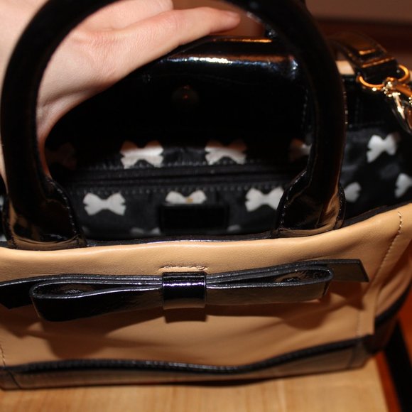 KATE SPADE Leather Tan/Black Bow Purse NWOT - Picture 7 of 9